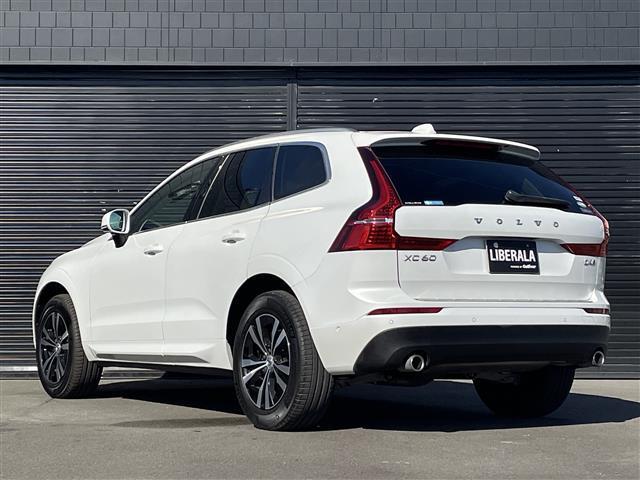 ＸＣ６０ Ｄ４　ＡＷＤ　モーメンタム　ワンオーナー　白革　純正ナビ　ハンドルヒーター　シートヒーター　パワーシート　カープレイ　全方位カメラ　フルセグＴＶ　純正１８インチＡＷ　電動リアゲート　インテリセーフ　ＡＣＣ　Ｂｌｕｅｔｏｏｔｈ（54枚目）