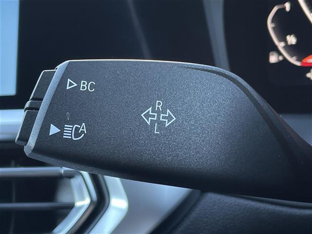 ３シリーズ ３２０ｉ　Ｍスポーツ　コンフォートＰＫＧ　社外地デジチューナー　ＤＶＤ再生可　電動トランク　純正ナビ　全方位カメラ　Ｂｌｕｅｔｏｏｔｈ　ＥＴＣ　純正１８ＡＷ　アンビエントライト　ＡＣＣ　インテリジェントセーフティ　ＬＥＤ（9枚目）