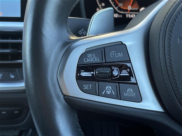 ３シリーズ ３２０ｉ　Ｍスポーツ　コンフォートＰＫＧ　社外地デジチューナー　ＤＶＤ再生可　電動トランク　純正ナビ　全方位カメラ　Ｂｌｕｅｔｏｏｔｈ　ＥＴＣ　純正１８ＡＷ　アンビエントライト　ＡＣＣ　インテリジェントセーフティ　ＬＥＤ（10枚目）