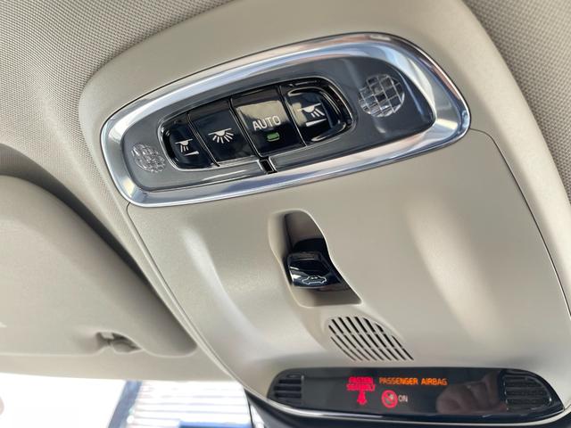 Ｖ６０ Ｂ５　インスクリプション　ワンオーナー　サンルーフ　Ｂｏｗｅｒｓ＆Ｗｉｌｋｉｎｓ　全席シートヒーター　ステアリングヒーター　純正ナビ　全方位カメラ　カープレイ　シートベンチ　純正１８インチアルミ　パイロットアシスト　ＬＥＤ（34枚目）