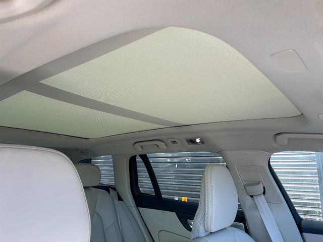 Ｖ６０ Ｂ５　インスクリプション　ワンオーナー　サンルーフ　Ｂｏｗｅｒｓ＆Ｗｉｌｋｉｎｓ　全席シートヒーター　ステアリングヒーター　純正ナビ　全方位カメラ　カープレイ　シートベンチ　純正１８インチアルミ　パイロットアシスト　ＬＥＤ（35枚目）