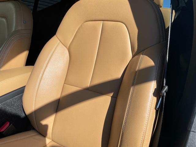 ＸＣ４０ Ｔ４　ＡＷＤ　インスクリプション　ワンオーナー　茶革　ハーマンカードン　オレフォスクリスタルシフトノブ　全席シートヒーター　ハンドルヒーター　パワーシート　電動リアゲート　カープレイ　純正ナビ　全方位カメラ　純正１９インチアルミ（41枚目）