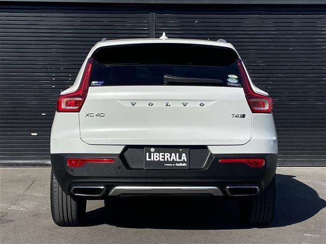 ＸＣ４０ Ｔ４　ＡＷＤ　インスクリプション　ワンオーナー　茶革　ハーマンカードン　オレフォスクリスタルシフトノブ　全席シートヒーター　ハンドルヒーター　パワーシート　電動リアゲート　カープレイ　純正ナビ　全方位カメラ　純正１９インチアルミ（53枚目）
