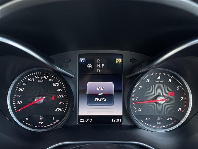 Ｃクラスステーションワゴン Ｃ２００　ステーションワゴン　スポーツ　ＡＣＣ　ＨＵＤ　キーレスゴー　レーダーセーフティ　ＬＥＤ　純正ナビ　バックカメラ　ＥＴＣ　Ｂｌｕｅｔｏｏｔｈ　パワーシート　シートヒーター　黒革シート　電動トランク　純正１８インチアルミ　ルーフレール（3枚目）