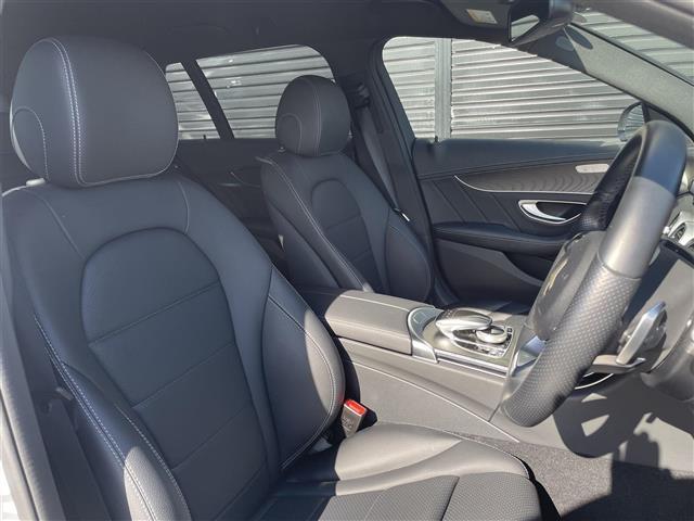 Ｃクラスステーションワゴン Ｃ２００　ステーションワゴン　スポーツ　ＡＣＣ　ＨＵＤ　キーレスゴー　レーダーセーフティ　ＬＥＤ　純正ナビ　バックカメラ　ＥＴＣ　Ｂｌｕｅｔｏｏｔｈ　パワーシート　シートヒーター　黒革シート　電動トランク　純正１８インチアルミ　ルーフレール（22枚目）