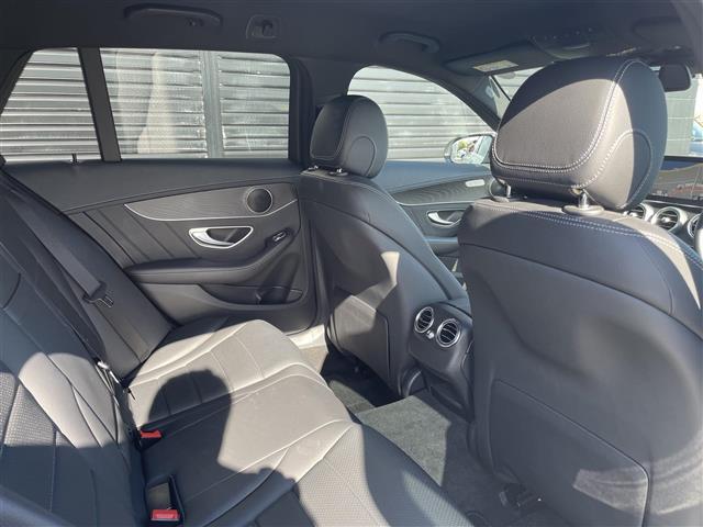 Ｃクラスステーションワゴン Ｃ２００　ステーションワゴン　スポーツ　ＡＣＣ　ＨＵＤ　キーレスゴー　レーダーセーフティ　ＬＥＤ　純正ナビ　バックカメラ　ＥＴＣ　Ｂｌｕｅｔｏｏｔｈ　パワーシート　シートヒーター　黒革シート　電動トランク　純正１８インチアルミ　ルーフレール（25枚目）