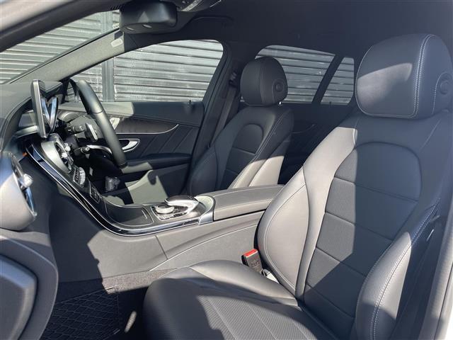 Ｃクラスステーションワゴン Ｃ２００　ステーションワゴン　スポーツ　ＡＣＣ　ＨＵＤ　キーレスゴー　レーダーセーフティ　ＬＥＤ　純正ナビ　バックカメラ　ＥＴＣ　Ｂｌｕｅｔｏｏｔｈ　パワーシート　シートヒーター　黒革シート　電動トランク　純正１８インチアルミ　ルーフレール（27枚目）