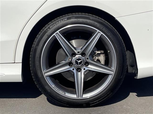 Ｃクラスステーションワゴン Ｃ２００　ステーションワゴン　スポーツ　ＡＣＣ　ＨＵＤ　キーレスゴー　レーダーセーフティ　ＬＥＤ　純正ナビ　バックカメラ　ＥＴＣ　Ｂｌｕｅｔｏｏｔｈ　パワーシート　シートヒーター　黒革シート　電動トランク　純正１８インチアルミ　ルーフレール（41枚目）