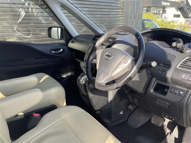 セレナ ハイウェイスター　Ｓ－ハイブリッド　純正ナビ　バックカメラ　フルセグＴＶ　ＡＬＰＩＮＥフリップダウンモニター　両側パワースライドドア　社外１５インチアルミホイール　シートカバー　ビルトインＥＴＣ　ドライブレコーダー　クルーズコントロール（17枚目）