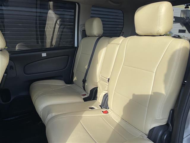 セレナ ハイウェイスター　Ｓ－ハイブリッド　純正ナビ　バックカメラ　フルセグＴＶ　ＡＬＰＩＮＥフリップダウンモニター　両側パワースライドドア　社外１５インチアルミホイール　シートカバー　ビルトインＥＴＣ　ドライブレコーダー　クルーズコントロール（25枚目）