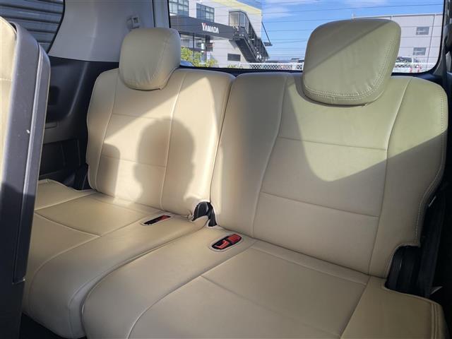 セレナ ハイウェイスター　Ｓ－ハイブリッド　純正ナビ　バックカメラ　フルセグＴＶ　ＡＬＰＩＮＥフリップダウンモニター　両側パワースライドドア　社外１５インチアルミホイール　シートカバー　ビルトインＥＴＣ　ドライブレコーダー　クルーズコントロール（26枚目）