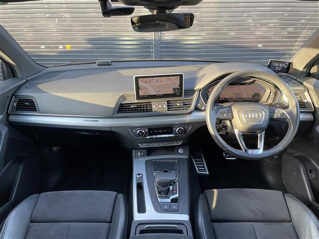 Ｑ５ ４０ＴＤＩクワトロ　スポーツ　ＳラインＰＫＧ　エアサス　ＡＢＴ２０ＡＷ　ＡＢＴバッジ　純正ナビ　全方位カメラ　カープレイ　ＥＴＣ　純正ドラレコ　レーダー探知機　ハーフレザー　全席シートヒーター　マトリクスＬＥＤ　バーチャルＣＰ（42枚目）