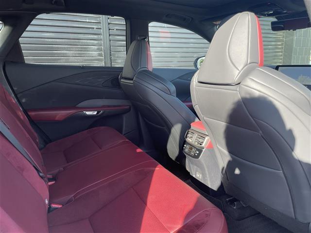 ＲＸ ＲＸ３５０　Ｆスポーツ　パノラマサンルーフ　オレンジキャリパー　輻射ヒーター　赤革　後席電動シート　アンビエントライト　レクサスチームメイトアドバンストパーク　１４インチナビ　シートヒーター　ベンチレーション（28枚目）