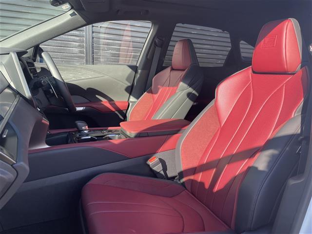 ＲＸ ＲＸ３５０　Ｆスポーツ　パノラマサンルーフ　オレンジキャリパー　輻射ヒーター　赤革　後席電動シート　アンビエントライト　レクサスチームメイトアドバンストパーク　１４インチナビ　シートヒーター　ベンチレーション（31枚目）