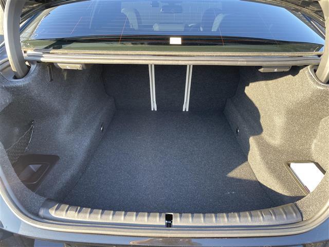 ５シリーズ ５２３ｄ　ｘＤｒｉｖｅＭスポーツエディションジョイ＋　白革　電動トランク　アンビエントライト　純正ナビ　フルセグＴＶ　カープレイ　Ｂｌｕｅｔｏｏｔｈ　ＥＴＣ　前後ドライブレコーダー　純正１９ＡＷ　シートヒーター　パワーシート　インテリジェントセーフティ（47枚目）