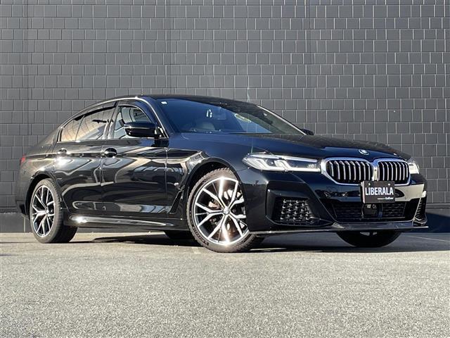 ５シリーズ ５２３ｄ　ｘＤｒｉｖｅＭスポーツエディションジョイ＋　白革　電動トランク　アンビエントライト　純正ナビ　フルセグＴＶ　カープレイ　Ｂｌｕｅｔｏｏｔｈ　ＥＴＣ　前後ドライブレコーダー　純正１９ＡＷ　シートヒーター　パワーシート　インテリジェントセーフティ（52枚目）