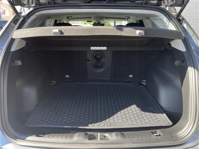 ジープ・コンパス トレイルホーク　限定車　セレクテレインシステム　純正Ｕコネクトナビ　バックカメラ　ＥＴＣ　カープレイ　ハーフレザーシート　純正前後ドライブレコーダー　純正１７インチアルミ　自動緊急ブレーキ　ＡＣＣ　専用インテリア（31枚目）