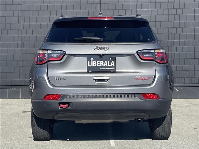 ジープ・コンパス トレイルホーク　限定車　セレクテレインシステム　純正Ｕコネクトナビ　バックカメラ　ＥＴＣ　カープレイ　ハーフレザーシート　純正前後ドライブレコーダー　純正１７インチアルミ　自動緊急ブレーキ　ＡＣＣ　専用インテリア（37枚目）