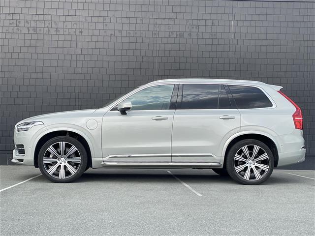 XC90 リチャージ PHV T8 AWD インスクリプション パノラマサンルーフ ブロンド革 ハーマンカードン HUD インテリセーフ 純正前後ドラレコ ACC オレフォスシフト エアサス シートベンチ シートヒーター ハンドルヒーター 純正21AW LED(35枚目)