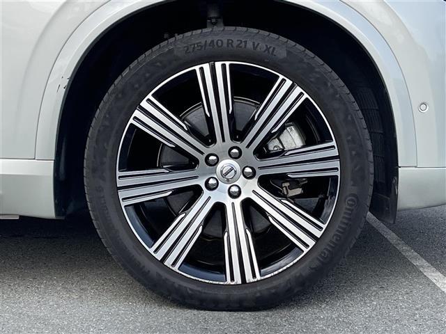 XC90 リチャージ PHV T8 AWD インスクリプション パノラマサンルーフ ブロンド革 ハーマンカードン HUD インテリセーフ 純正前後ドラレコ ACC オレフォスシフト エアサス シートベンチ シートヒーター ハンドルヒーター 純正21AW LED(38枚目)