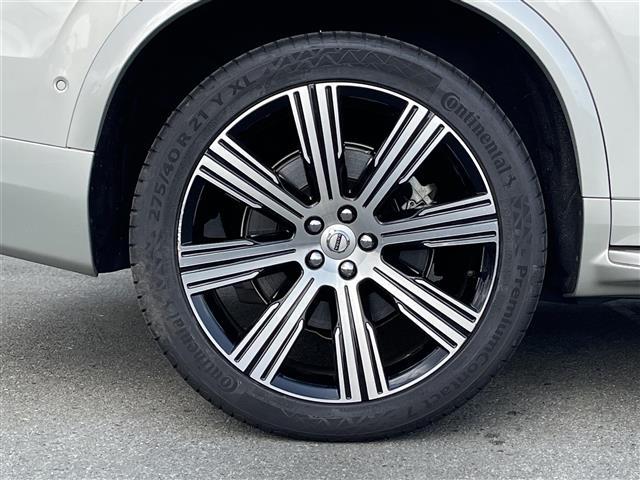XC90 リチャージ PHV T8 AWD インスクリプション パノラマサンルーフ ブロンド革 ハーマンカードン HUD インテリセーフ 純正前後ドラレコ ACC オレフォスシフト エアサス シートベンチ シートヒーター ハンドルヒーター 純正21AW LED(39枚目)