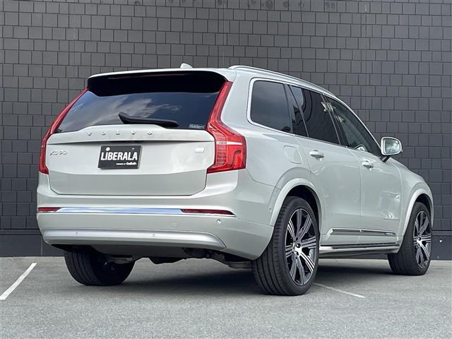 XC90 リチャージ PHV T8 AWD インスクリプション パノラマサンルーフ ブロンド革 ハーマンカードン HUD インテリセーフ 純正前後ドラレコ ACC オレフォスシフト エアサス シートベンチ シートヒーター ハンドルヒーター 純正21AW LED(43枚目)