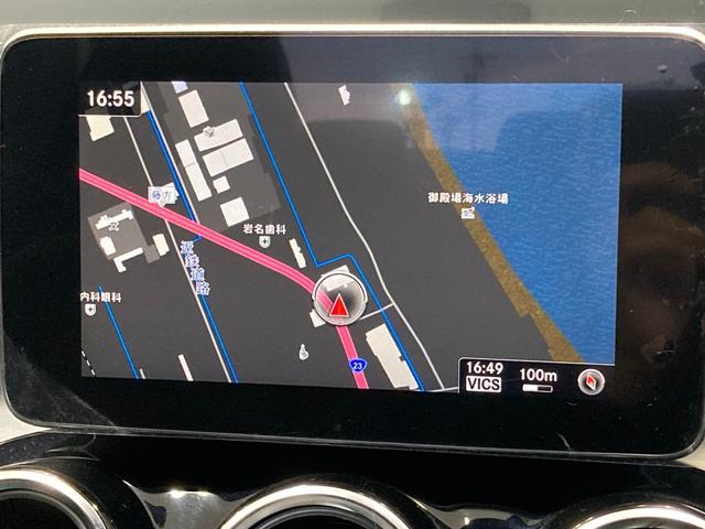 C180 ローレウスエディション ワンオーナー レーダーセーフティパッケージ キーレスゴー 前席シートヒーター パワーシート 前後Pセンサー AMG18インチアルミホイール ETCパーキングパイロット(5枚目)
