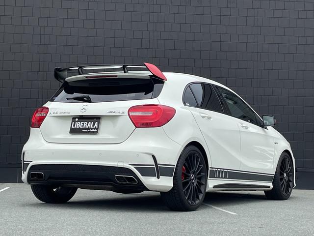 Ａクラス Ａ４５　ＡＭＧ　４マチック　エディション　１　４００台限定車　専用エアロ　ＡＭＧパフォーマンスシート　ＡＭＧＥ－ＳＥＬＥＣＴレバー　マットブラックペイント１９インチＡＭＧマルチスポークアルミホイール　レーダーセーフティ　シートヒーター　ＥＴＣ（6枚目）