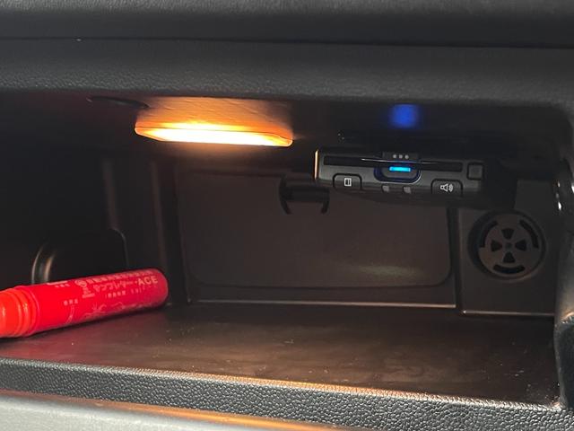 MINI クーパーD クラシック・トリム ワンオーナー 純正ナビ バックカメラ 純正16インチアルミホイール クルーズコントロール ミラー一体型ETC コーナーセンサー ハーフレザーシート シートヒーター 純正前後ドライブレコーダー(25枚目)