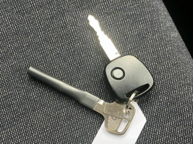 キャロル ＧＬ　保証書／アイアクティブセンス（マツダ）／シートヒーター　運転席／車線逸脱防止支援システム／ＥＢＤ付ＡＢＳ／横滑り防止装置／アイドリングストップ／エアバッグ　サイド／衝突安全ボディ／パワーウインドウ（42枚目）