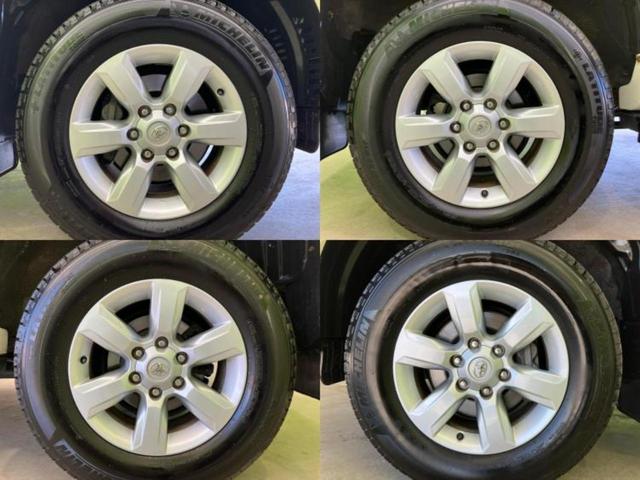 ランドクルーザープラド ４ＷＤ　ＴＸ　社外　ＳＤナビ／ＥＴＣ／ＥＢＤ付ＡＢＳ／横滑り防止装置／フルセグＴＶ／エアバッグ　運転席／エアバッグ　助手席／エアバッグ　サイド／ＭＴモード付き／アルミホイール　純正　１７インチ／キーレスエントリー（49枚目）