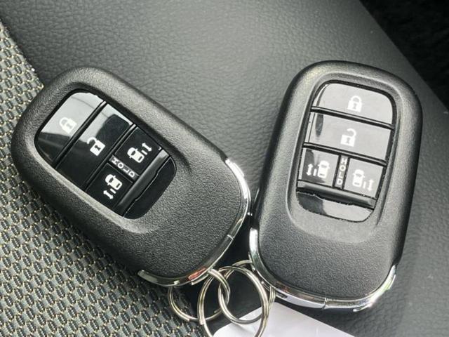 フリード ｅＨＥＶクロスター　保証書／純正　１１インチ　メモリーナビ／ホンダセンシング／両側電動スライドドア／シートヒーター　前席／マルチビューカメラシステム／車線逸脱防止支援システム／パーキングアシスト　バックガイド　ドラレコ（45枚目）