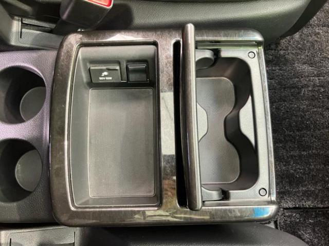 エルグランド 4WDライダー 新品タイヤ/サンルーフ/BOSE/保証書/純正 SDナビ/フリップダウンモニター/両側電動スライドドア/アラウンドビューモニター/シート フルレザー/ドライブレコーダー 前後/ヘッドランプ HID(35枚目)