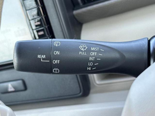 国産車から輸入車まで多様なお客様のニーズのお応えできるように、全国規模で豊富な在庫展開！車のことならＷＥＣＡＲＳへ！