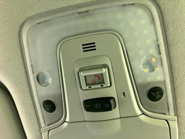 プリウス Ｓツーリングセレクションブラックエディション　モデリスタエアロ／ディスプレイオーディオ８インチ／トヨタセーフティセンス／シートヒーター　前席／パノラミックビューモニター／車線逸脱防止支援システム／シート　合皮／ヘッドランプ　ＬＥＤ　全周囲カメラ（42枚目）