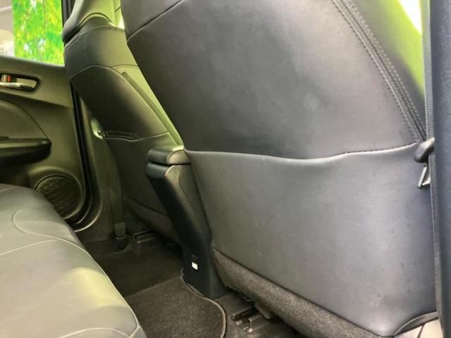 プリウス Ｓツーリングセレクションブラックエディション　モデリスタエアロ／ディスプレイオーディオ８インチ／トヨタセーフティセンス／シートヒーター　前席／パノラミックビューモニター／車線逸脱防止支援システム／シート　合皮／ヘッドランプ　ＬＥＤ　全周囲カメラ（46枚目）