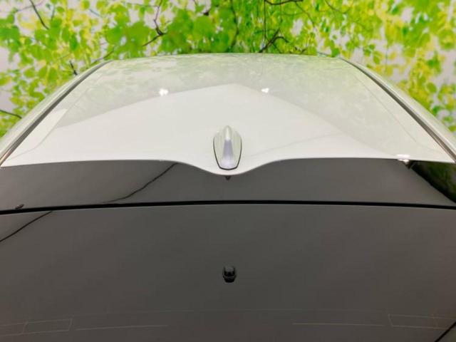 プリウス Ｓツーリングセレクションブラックエディション　モデリスタエアロ／ディスプレイオーディオ８インチ／トヨタセーフティセンス／シートヒーター　前席／パノラミックビューモニター／車線逸脱防止支援システム／シート　合皮／ヘッドランプ　ＬＥＤ　全周囲カメラ（54枚目）