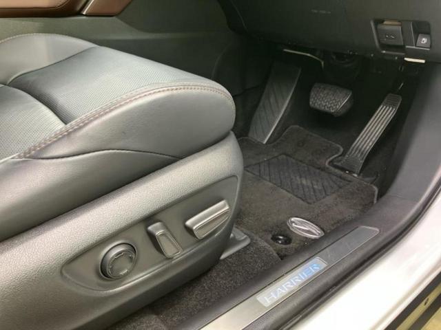 ハリアーハイブリッド Ｚレザーパッケージ　ＪＢＬ／保証書／純正　ＳＤナビ／デジタルインナーミラー／トヨタセーフティセンス／エアーシート　前席／パノラミックビューモニター／車線逸脱防止支援システム／シート　フルレザー　革シート　全周囲カメラ（45枚目）