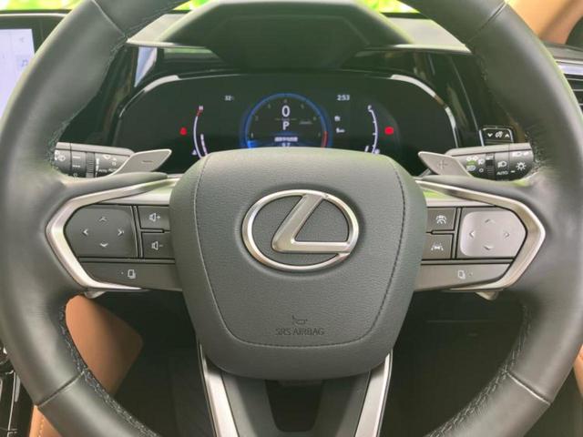 ＮＸ ４ＷＤ　ＮＸ２５０バージョンＬ　サンルーフ／保証書／純正　ＳＤナビ／プリクラッシュセーフティ／シートヒーター　全席／パノラミックビューモニター／車線逸脱防止支援システム／シート　合皮／パーキングアシスト　自動操舵／電動バックドア（15枚目）