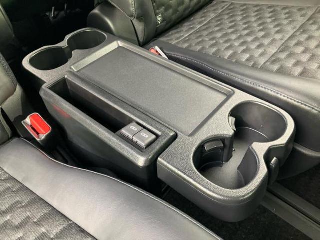 ヴォクシー S-Z 保証書/ディスプレイオーディオ10.5インチ/フリップダウンモニター 純正 13.2インチ/トヨタセーフティセンス/両側電動スライドドア/シートヒーター 前席/車線逸脱防止支援システム バックカメラ(55枚目)