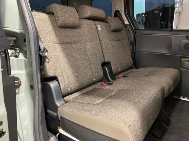 シエンタ ハイブリッドＺ　ディスプレイオーディオ＋ナビ１０．５インチ／トヨタセーフティセンス／両側電動スライドドア／シートヒーター　前席／パノラミックビューモニター／車線逸脱防止支援システム　衝突被害軽減システム　全周囲カメラ（5枚目）