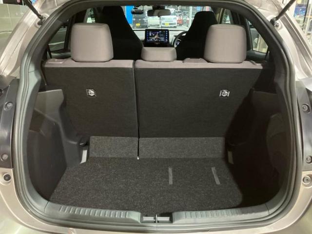 ヤリス Ｇ　新品タイヤ／保証書／ディスプレイオーディオ＋ナビ８インチ／トヨタセーフティセンス／車線逸脱防止支援システム／ドライブレコーダー　社外／ヘッドランプ　ＬＥＤ／ＵＳＢジャック　衝突被害軽減システム　ＥＴＣ（8枚目）