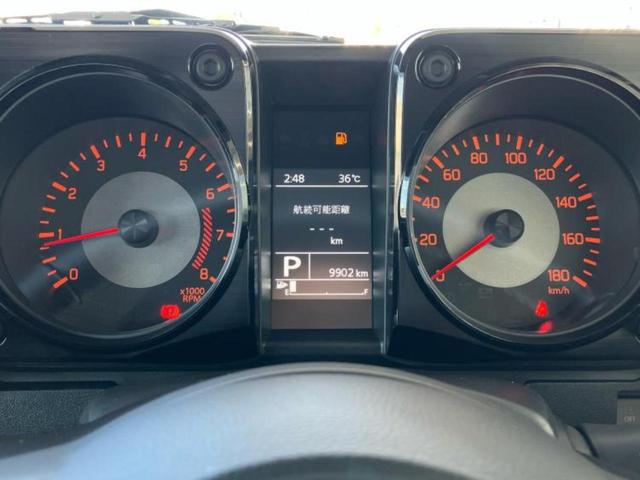 WECARSの展示場では実際に見て、触ってお車をお選びいただけます!知識の豊富な営業スタッフが様々なカーライフをご提案いたします!