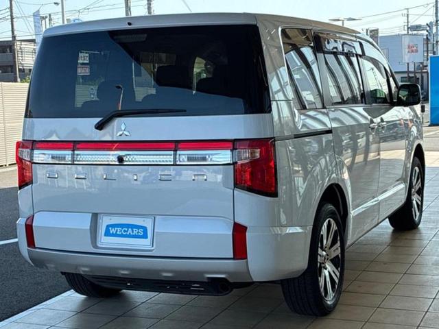 デリカＤ：５ ４ＷＤ　Ｐ　純正　１０インチ　ナビ／イーアシスト（ミツビシ）／両側電動スライドドア／シートヒーター　前席／車線逸脱防止支援システム／電動バックドア／オートステップ／ドライブレコーダー　社外　衝突被害軽減システム（3枚目）