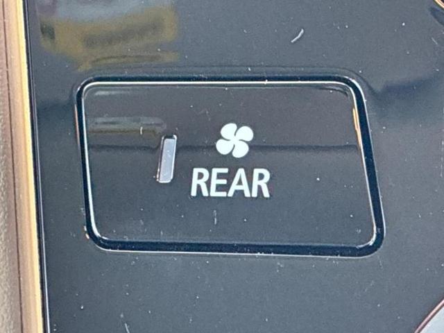 デリカＤ：５ ４ＷＤ　Ｐ　純正　１０インチ　ナビ／イーアシスト（ミツビシ）／両側電動スライドドア／シートヒーター　前席／車線逸脱防止支援システム／電動バックドア／オートステップ／ドライブレコーダー　社外　衝突被害軽減システム（41枚目）