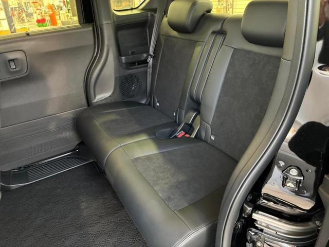 ＷＥＣＡＲＳでは各商談席に大型モニターをご用意しております！見やすい大画面でゆったりと全国の在庫をご覧いただけます！是非ご来店お待ちしております！