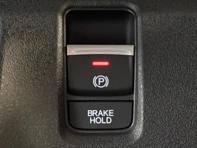 こちらのお車はいかがでしょうか？少しでも気になっていただけましたら是非お問い合わせください！さらにお車の詳細をお送りいたします！