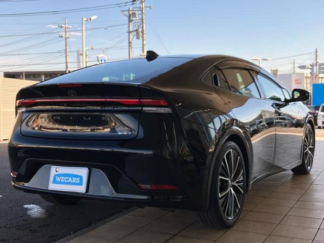 プリウス Ｚ　新品タイヤ／ガラスルーフ／保証書／純正　ＳＤナビ／デジタルインナーミラー／衝突安全装置／シートヒーター／全方位モニター／車線逸脱防止支援システム／シート　合皮／パーキングアシスト　自動操舵　ＥＴＣ（3枚目）