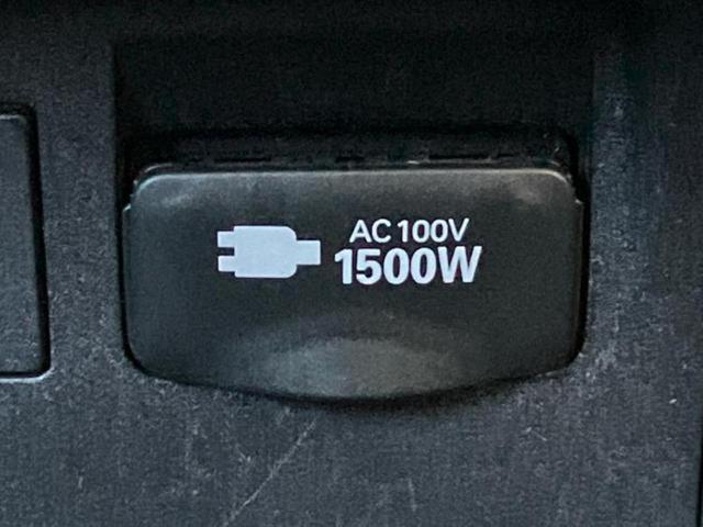 プリウス Ｚ　新品タイヤ／ガラスルーフ／保証書／純正　ＳＤナビ／デジタルインナーミラー／衝突安全装置／シートヒーター／全方位モニター／車線逸脱防止支援システム／シート　合皮／パーキングアシスト　自動操舵　ＥＴＣ（34枚目）