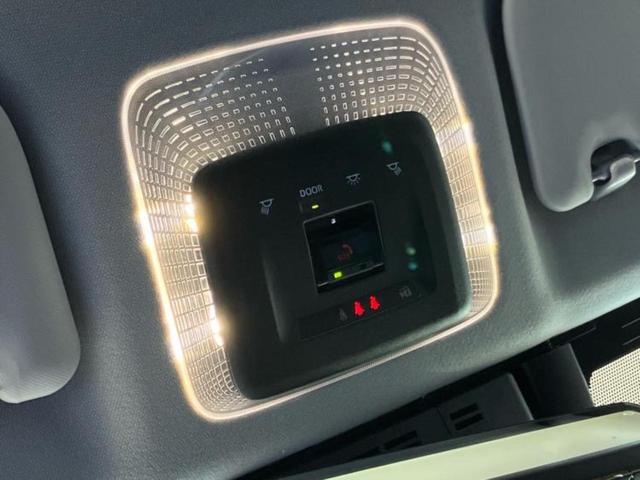 プリウス Ｚ　新品タイヤ／ガラスルーフ／保証書／純正　ＳＤナビ／デジタルインナーミラー／衝突安全装置／シートヒーター／全方位モニター／車線逸脱防止支援システム／シート　合皮／パーキングアシスト　自動操舵　ＥＴＣ（40枚目）